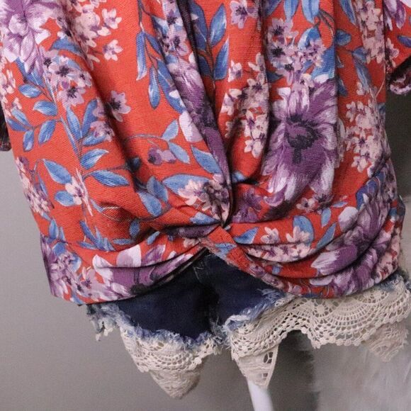 Daytrip | Floral Boho V Neck Top Large - Picture 4 of 8